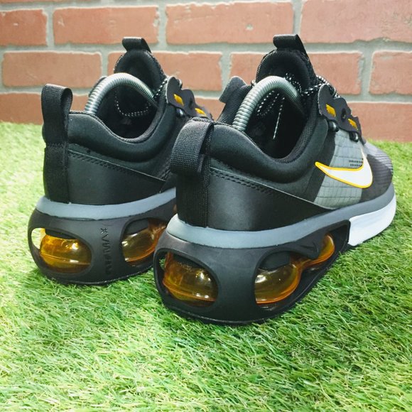 NIKE, New Nike Air Max 2021, Men's 8.0 Wmn's 9.5 - Picture 6 of 8